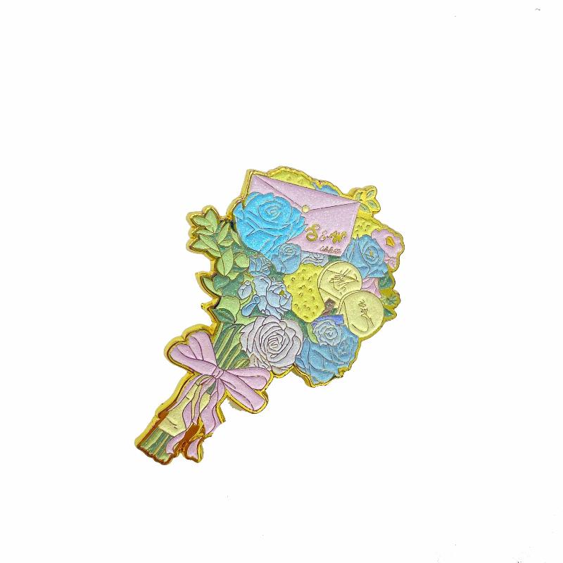 Personalized custom flower bouquet soft enamel badges